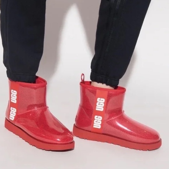UGG Classic Clear Mini Boot Red NEW Winter Snow Waterproof Size 5 - Picture 1 of 8